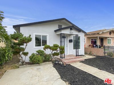 1537 W 60th St, Los Angeles, CA, 90047