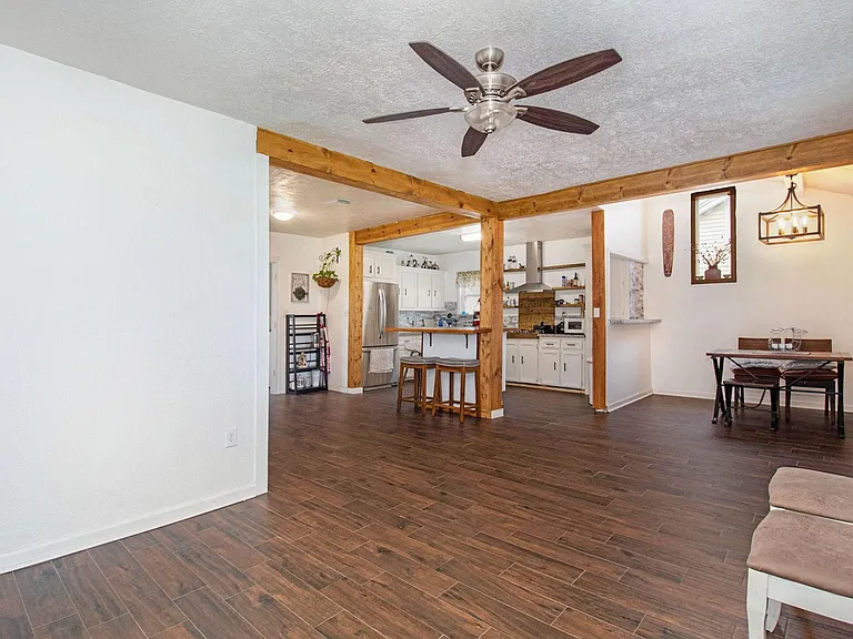 7418 Fir St — Photo 5