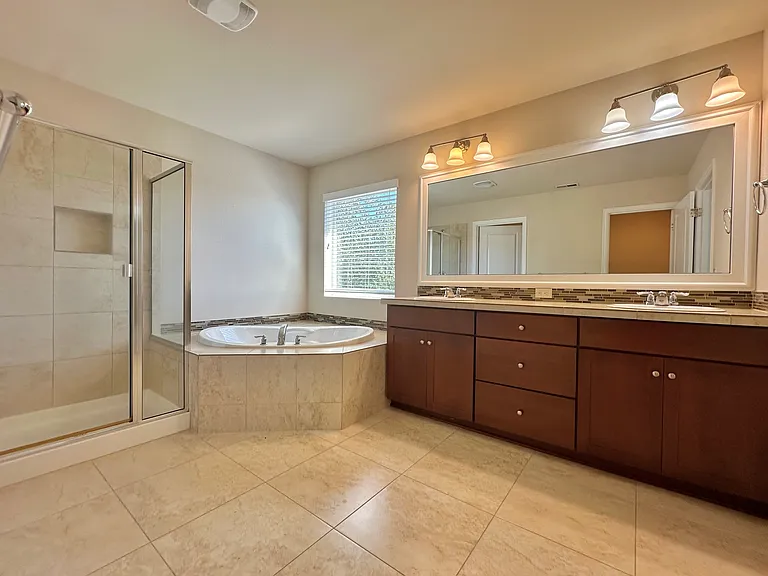 2671 Laura Vista Dr NW — Photo 13