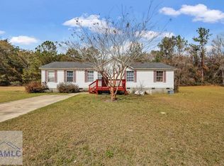 370 Shell Cracker Dr, Jesup, GA 31545