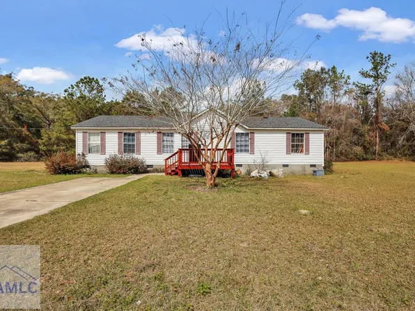 370 Shell Cracker Dr, Jesup, GA 31545