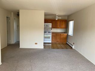 361 Hawthorne Cir #5, Mount Prospect, IL 60056