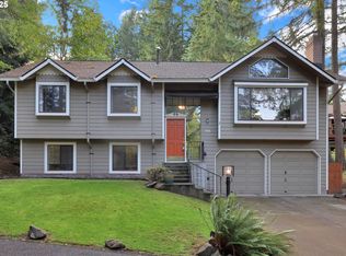 3828 Ashford Dr, Eugene, OR 97405