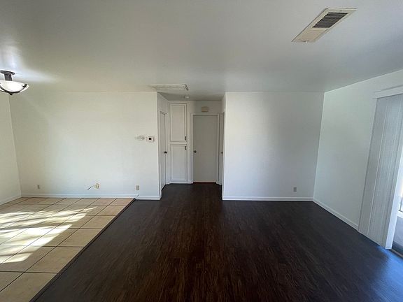 3rd image of 708 Crocker St #712C