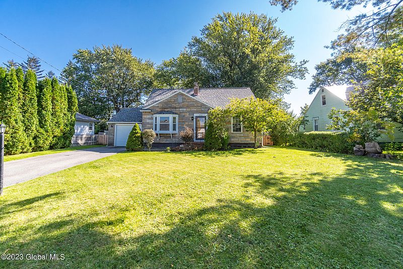 4th image of 202 SUNNYSIDE Road