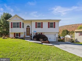 18 Yankee Dr, Mount Holly Springs, PA