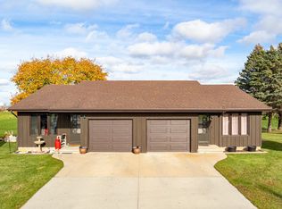 810 Broadway St, Wrightstown, WI 54180