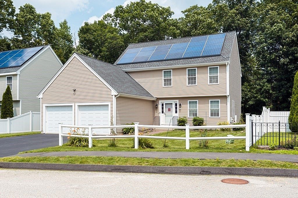 4 Naumaan Ln, Worcester, MA 01606 MLS 73138472 Zillow