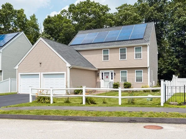 4 Naumaan Ln, Worcester, MA 01606