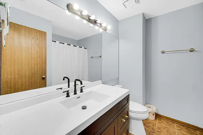 369 Gregory St — Photo 14