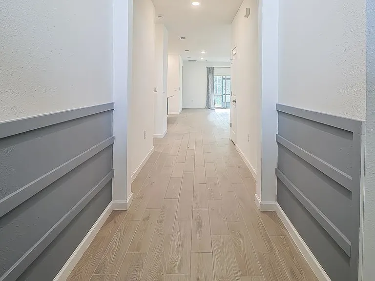 597 Lake Sinclair St — Photo 11