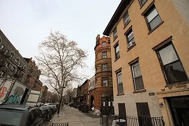 Rented by Elite NY Holdings