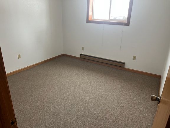 3rd image of 1017 N Summit Ave #2