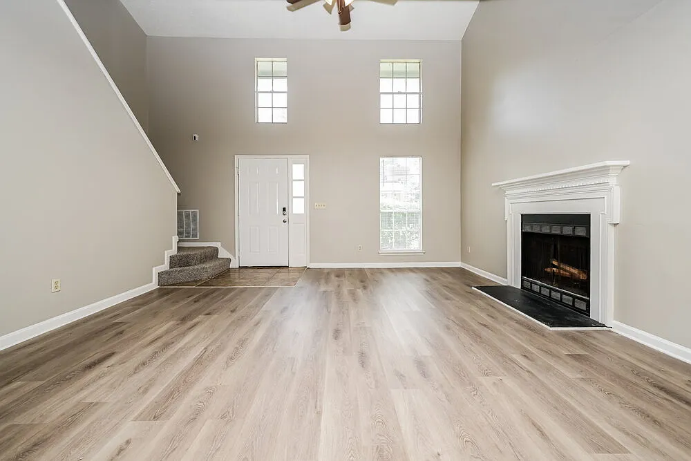 4 bed, 2.0 bath, 1900 sqft, $2,000 — Photo 4
