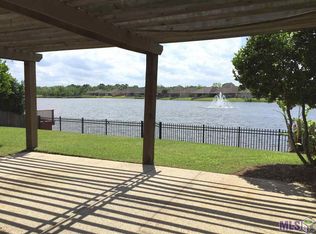 10658 Hill Pointe Ave, Baton Rouge, LA 70810