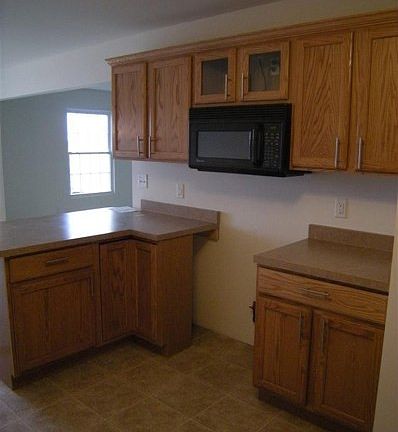 4th image of 9545 Luebcke Ln E