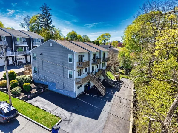 103 Valentine St #3, Fall River, MA 02720