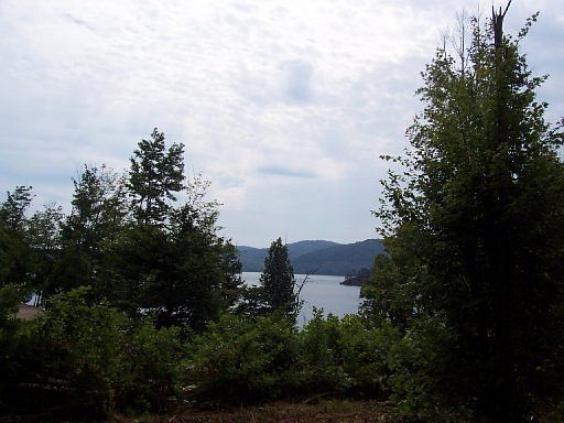 4th image of Lakeview Dr