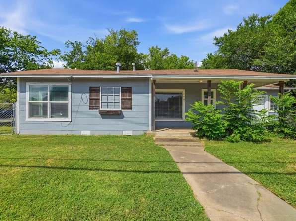 1401 Granbury St, Cleburne, TX 76033