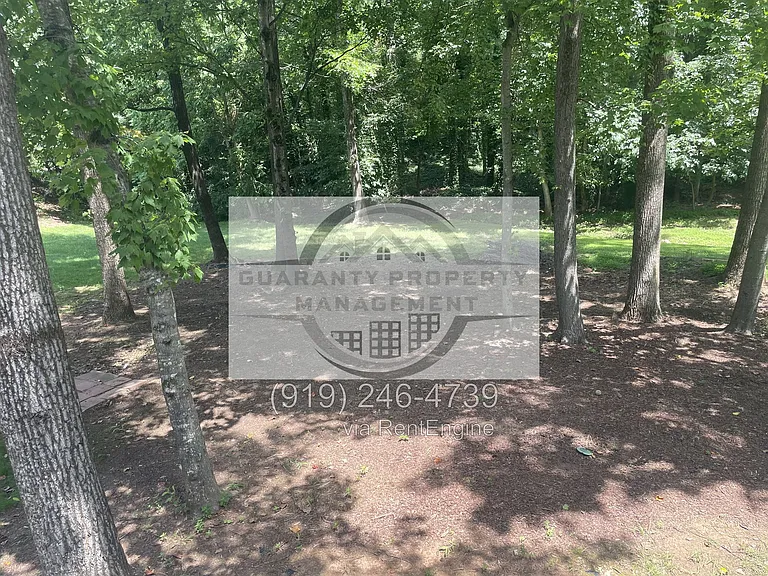101 Cambay Ct — Photo 8