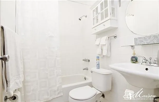 Rented by Compass | media 19