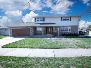 913 E Pershing St, Appleton, WI 54911