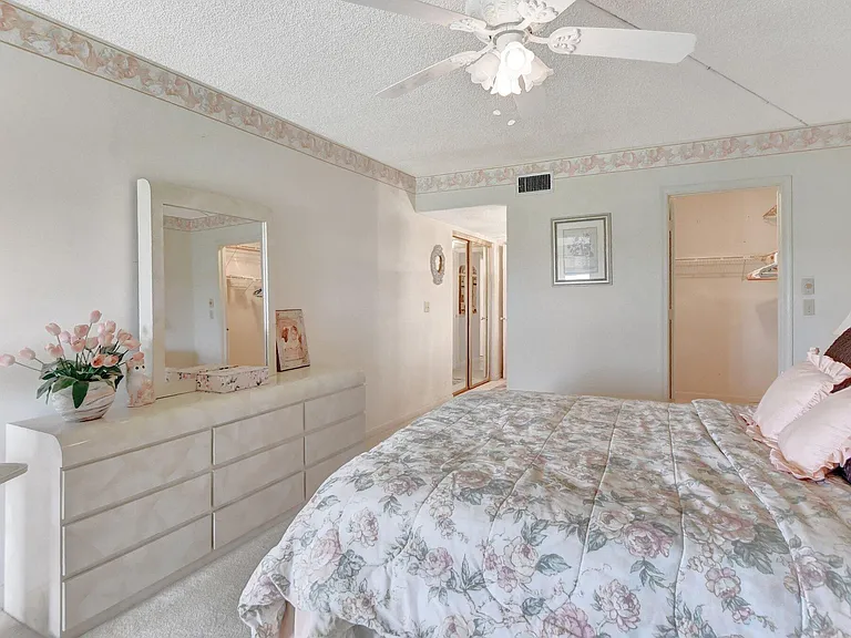 23099 Barwood Ln N #306 — Photo 13