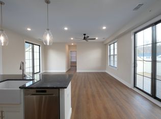 1806 Route 9d #3E, Cold Spring, NY 10516