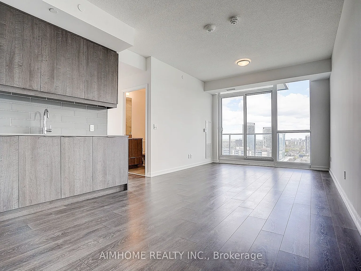 2 bed, $2,900 — Photo 4