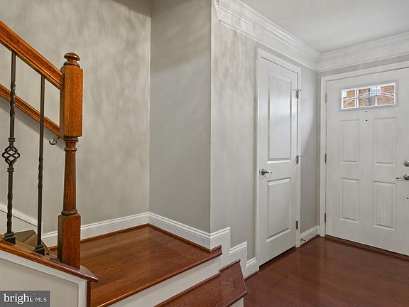 4th image of 7308 Summit Rock Rd