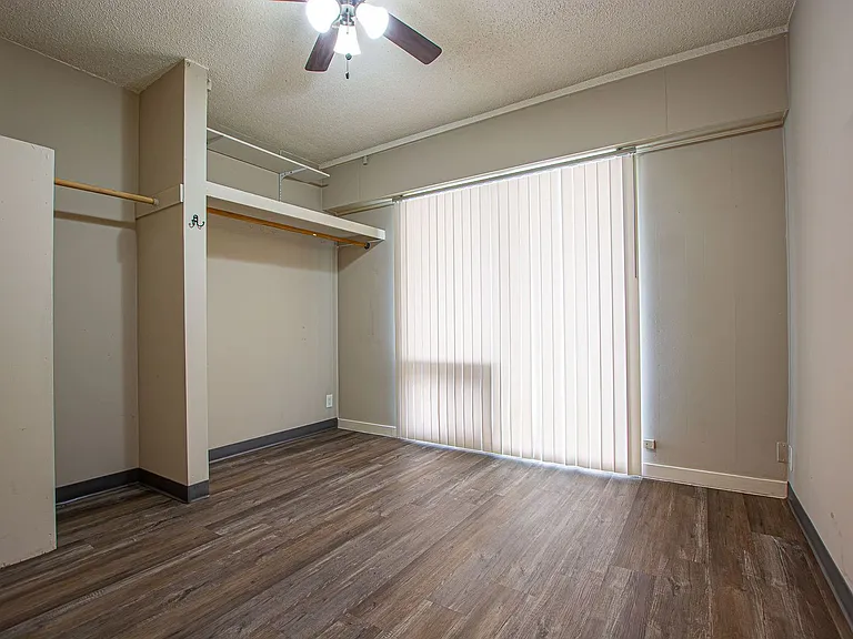11501 Richland Dr — Photo 10
