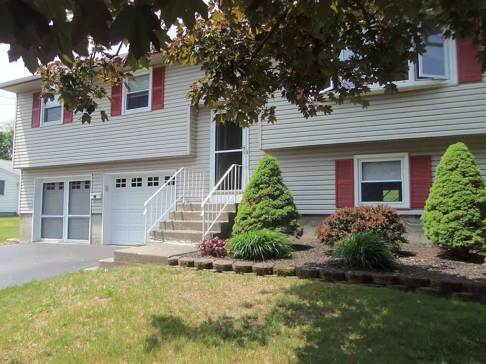1st image of 7 Belanger Ave