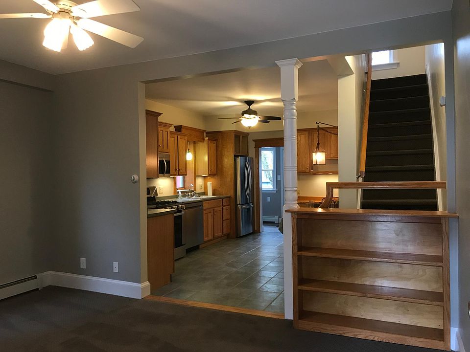 Living room to Kitchen