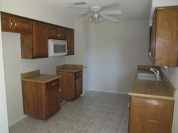 4th image of 6307 Rock Springs Dr