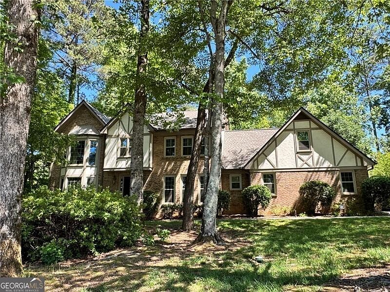 1st image of 3807 Avera Ln