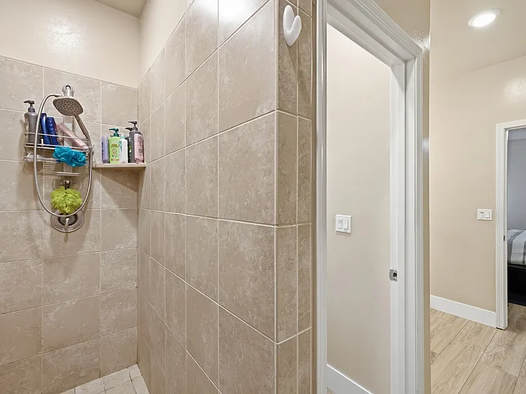 6213 Cape Cod Ave — Photo 34