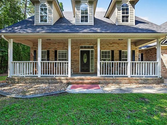 5th image of 44041 Maplewood Ct