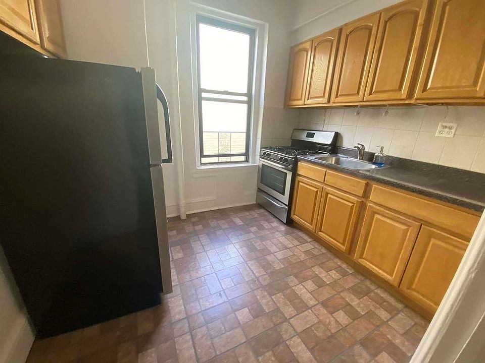 1st image of 30-19 34th St #4D