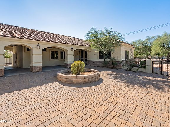 4th image of 23907 N 83RD Avenue
