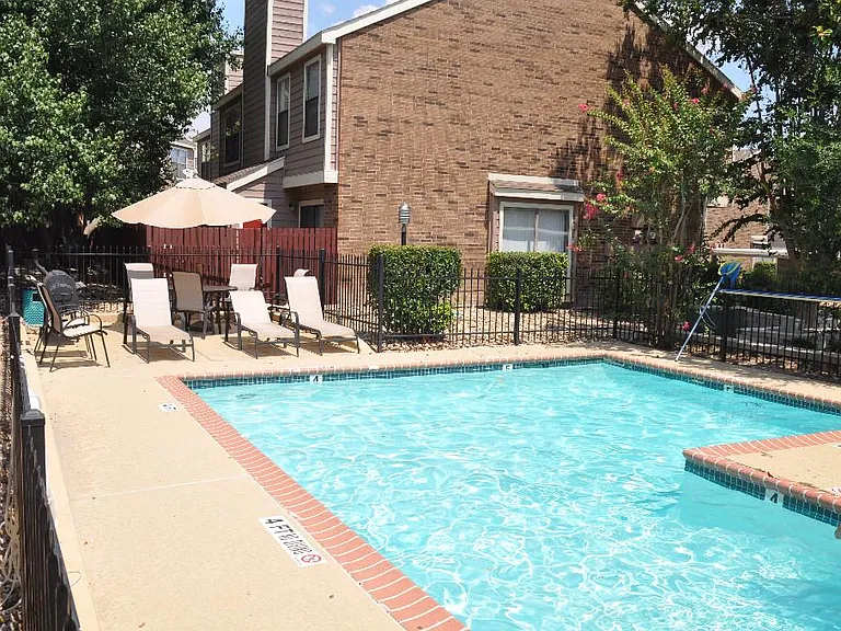COMMUNITY POOL