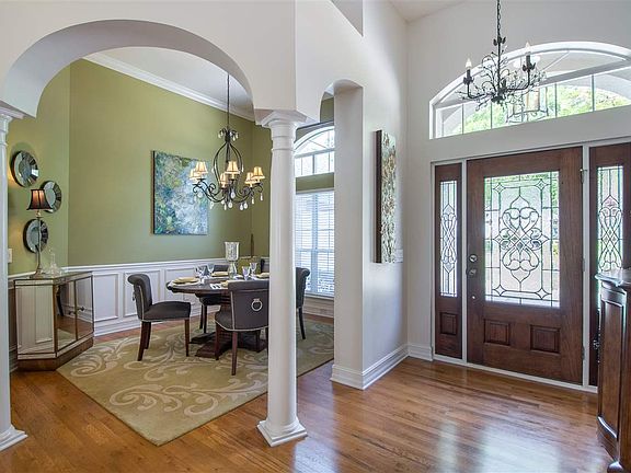 2nd image of 3455 Hyde Park Way