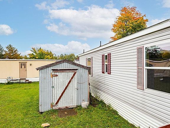 4th image of 4466 Birchwood Dr