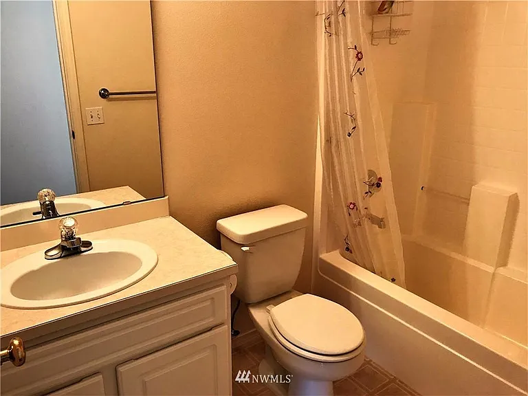 356 227th Ln NE — Photo 11