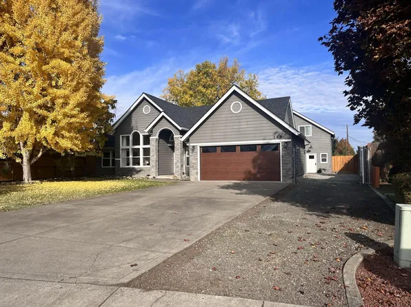 148 Josephine Ct, Central Pt, OR 97502