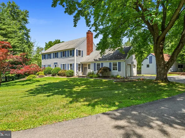 13 Gate Vw, Wayne, PA 19087