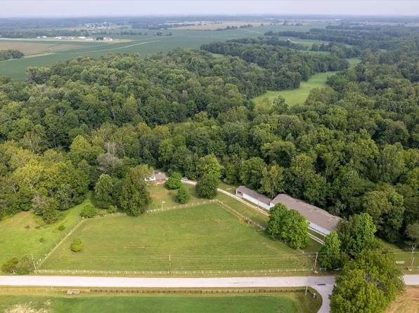 7334 N County Road 600 E, Bainbridge, IN 46105