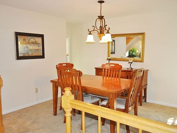 3rd image of 8509 Ivoryton Way