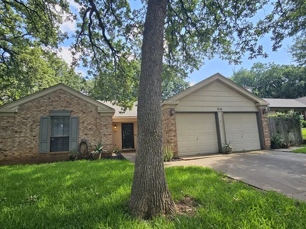 416 Thorn Wood Dr, Euless, TX 76039