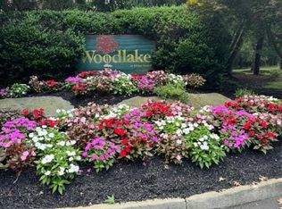 94 Woodlake Dr, Marlton, NJ 08053