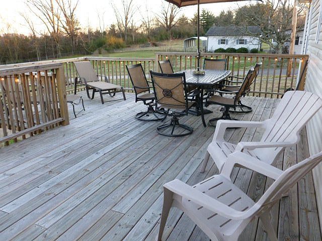 Tiered deck with plenty of room for friends and family